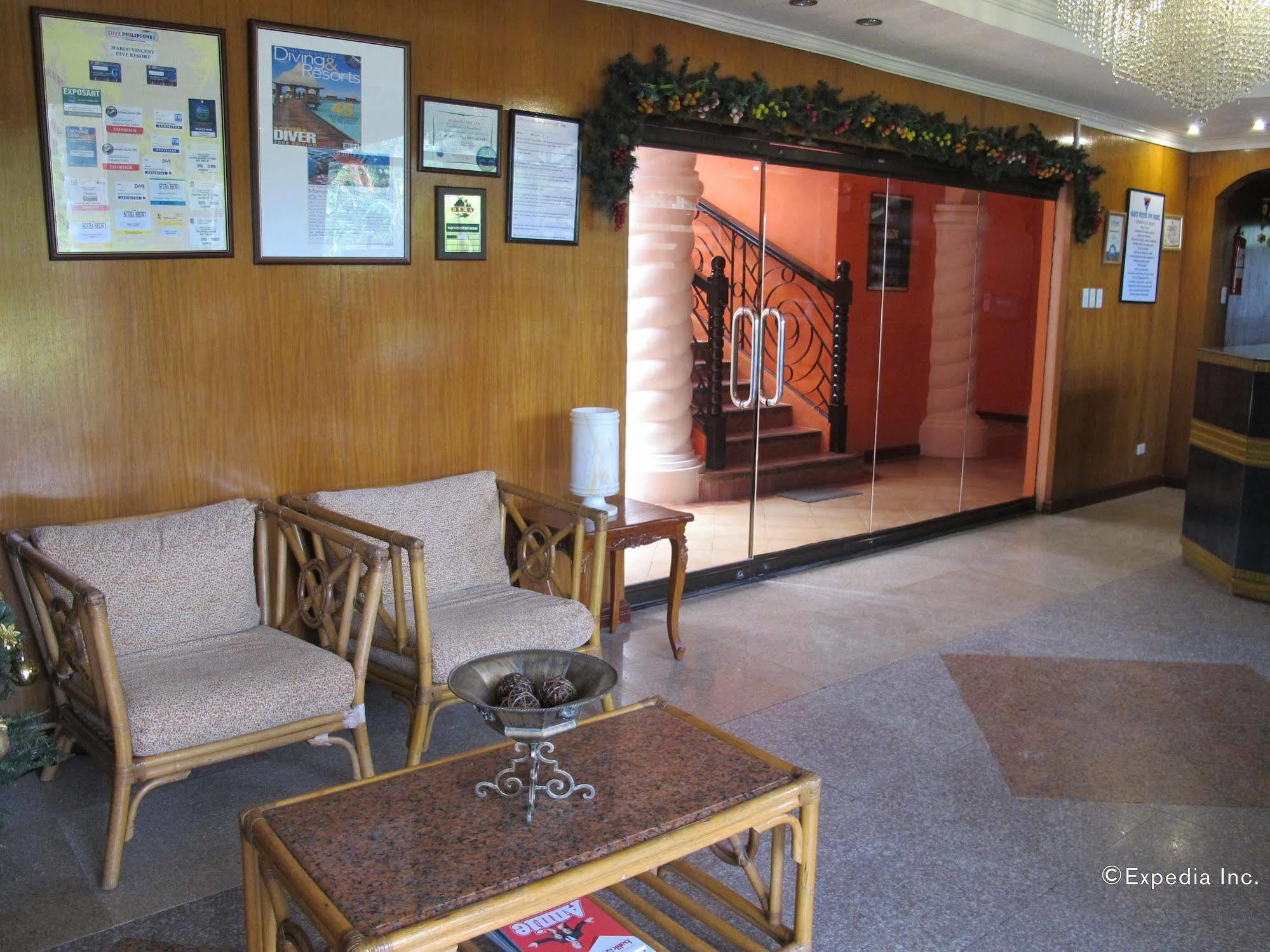 Marco Vincent Dive Resort Puerto Galera Extérieur photo